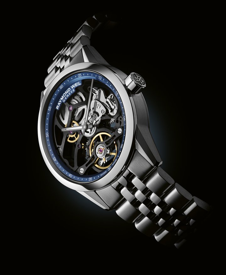 Raymond Weil has introduced a 38mm version of its international bestseller, the Freelancer Calibre RW1212 Skeleton.