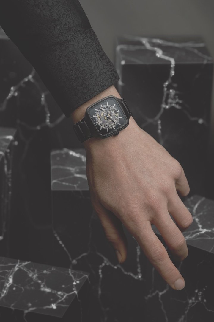 Rado True Square Skeleton - the secrets of an intricate heart