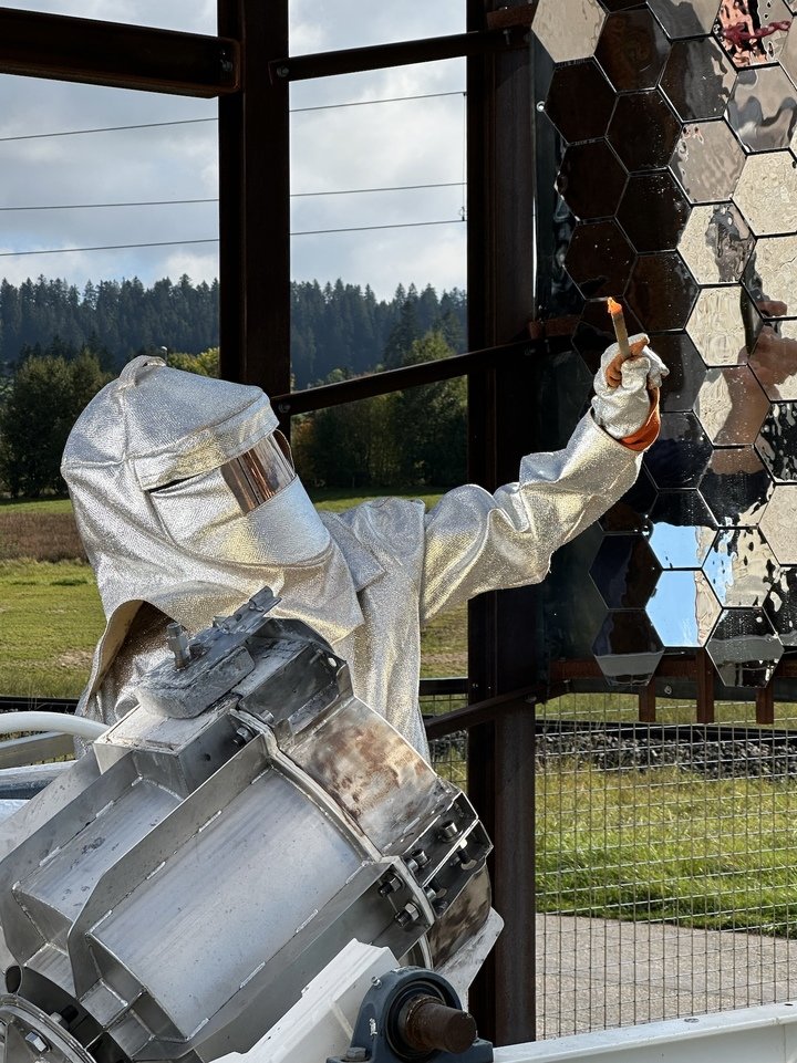 ID Genève unveils the new Circular S in the presence of Leonardo DiCaprio