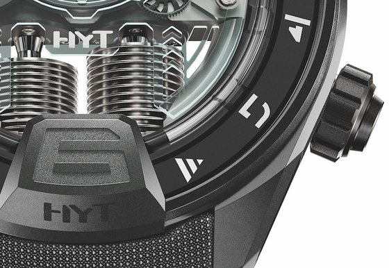 How HYT's H4 Neo lights up the night