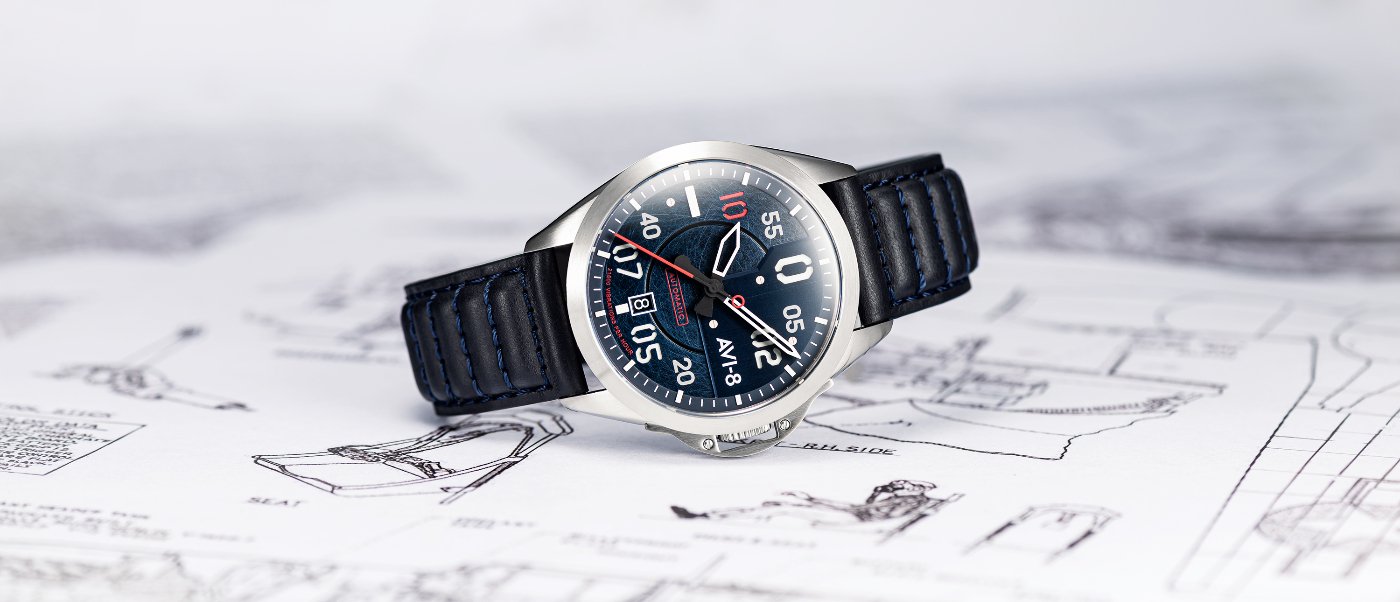 AVI-8 unveils a pilot watch with multilayered dial
