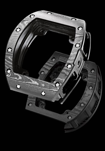 The RM 011 case in NTPT® carbon
