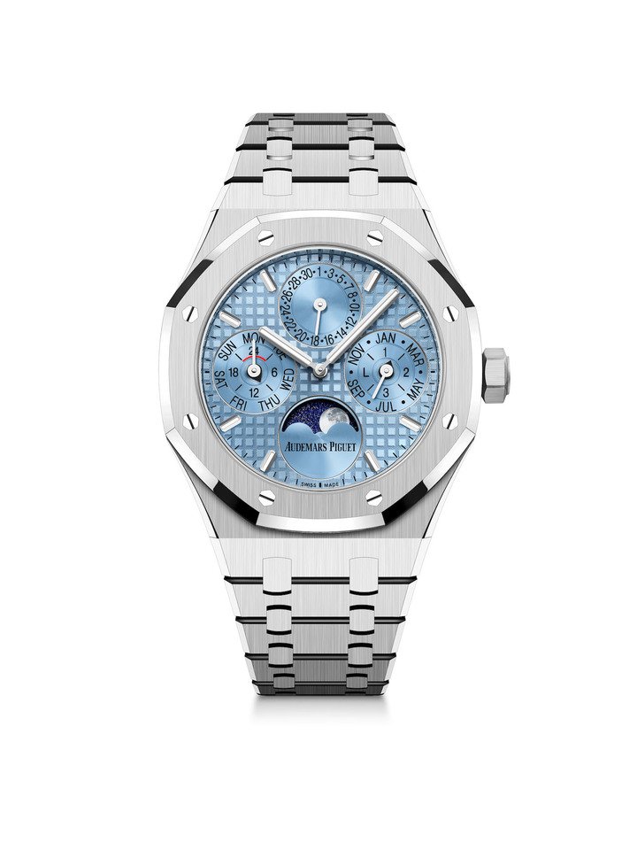 Audemars Piguet unveils first-ever 38 mm Perpetual Calendar