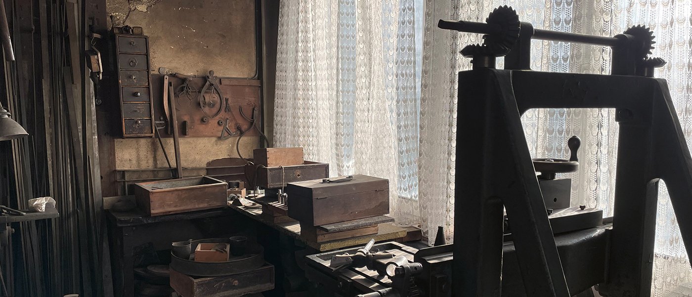 The forgotten workshop