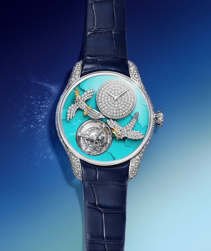 Like the house's jewellery, watchmaking at Tiffany & Co. is deeply influenced by the work of Jean Schlumberger and the famous Bird on a Rock brooch he designed in 1965. One example is the new Bird on a Flying Tourbillon model, which marks an important milestone for the company: this is its first flying tourbillon, developed in partnership with Artime and reflecting the new ambitions of Tiffany & Co. in mechanical watchmaking. The flying tourbillon is housed under a faceted sapphire crystal dome – a first.