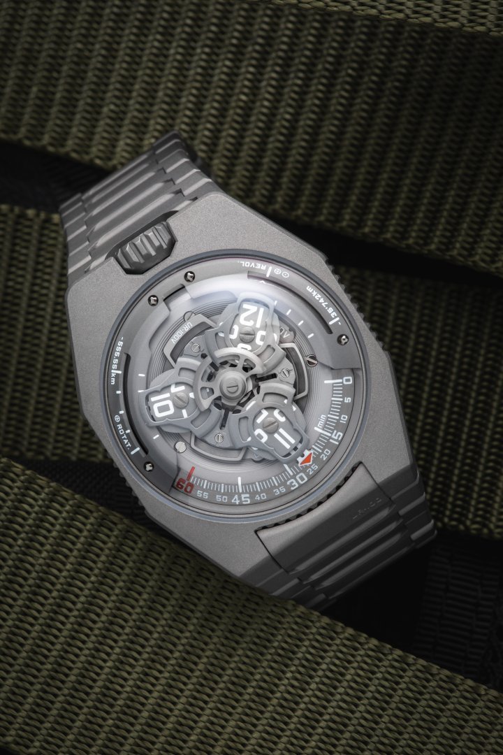 Urwerk: the UR-100V appears in a Full Titanium Jacket