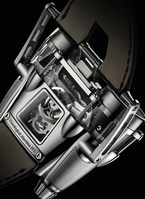 MB&F presents the Thunderbolt