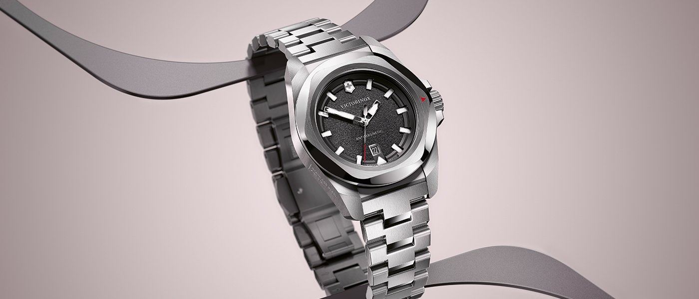 Victorinox I.N.O.X. Collection: new diameters, same strength
