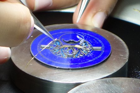 Preparing a cloisonné enamel dial