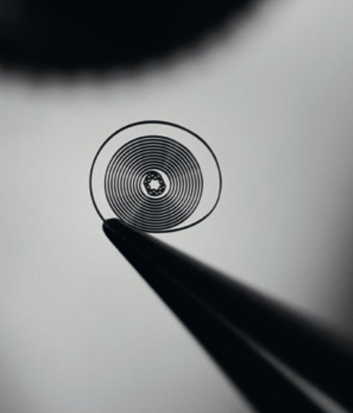 TAG Heuer TH-Carbonspring: opening the age of carbon for the oscillator 
