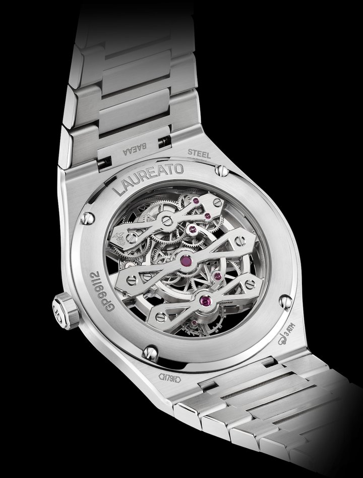 The Laureato Three Gold Bridges is equipped with new in-house Calibre GP9620 featuring sandblasted, circular and straight satin-brushed surfaces, along with no fewer than 418 hand-polished angles, including 362 interior angles.