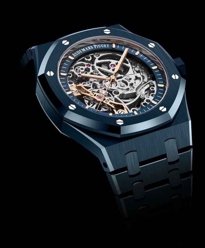 Audemars Piguet reveals a new shade of ceramic